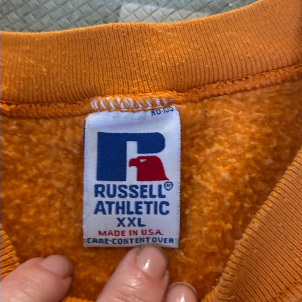 Vintage UT Vols Russell Athletic Orange Sweatshirt - Picture 2 of 8